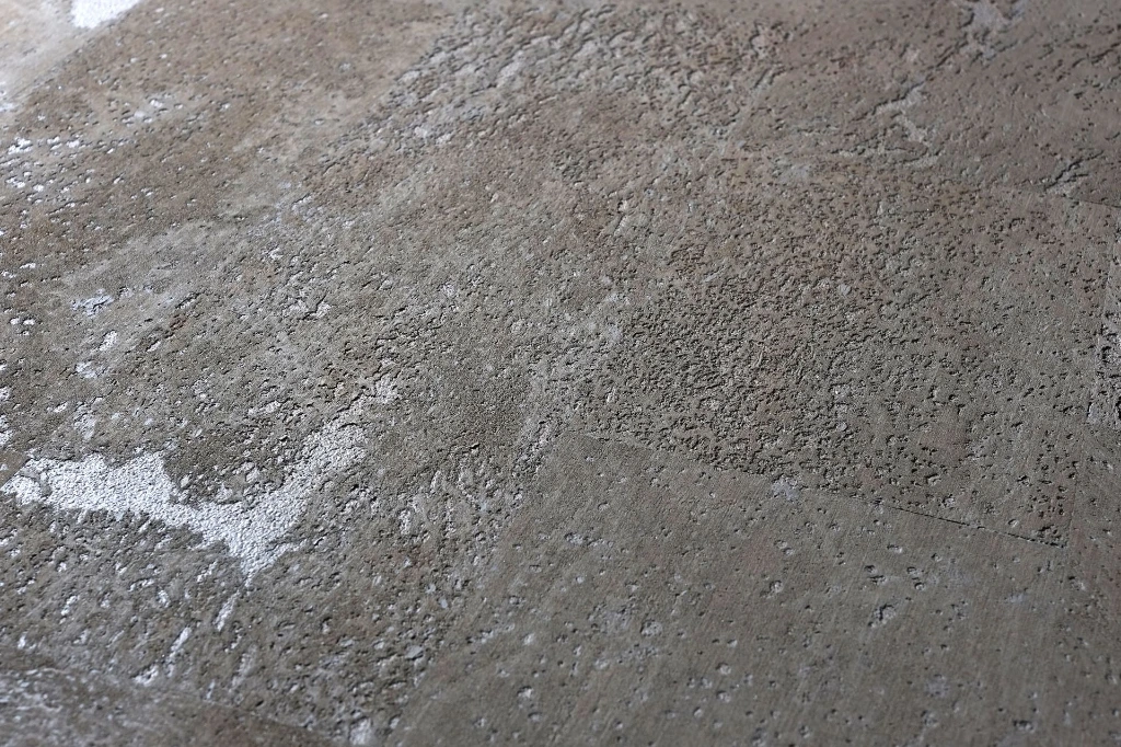 Taupe detail.webp