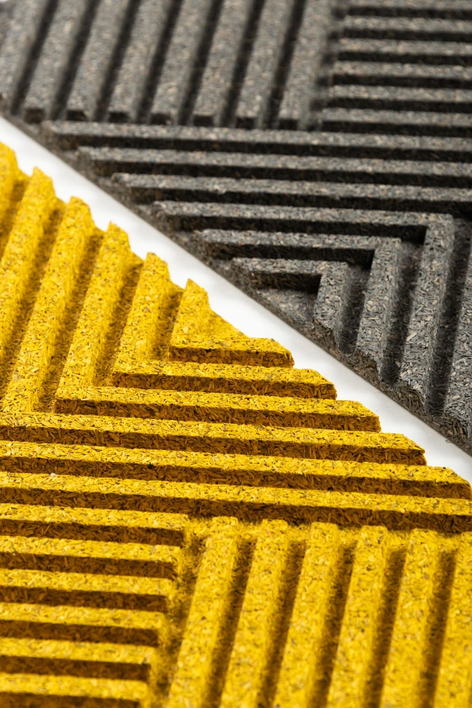 Maze_Taupe & yellow.webp